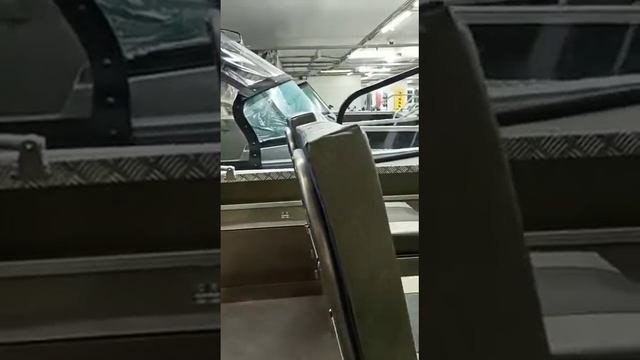 Катер Салют 480 М PRO смотреть онлайн