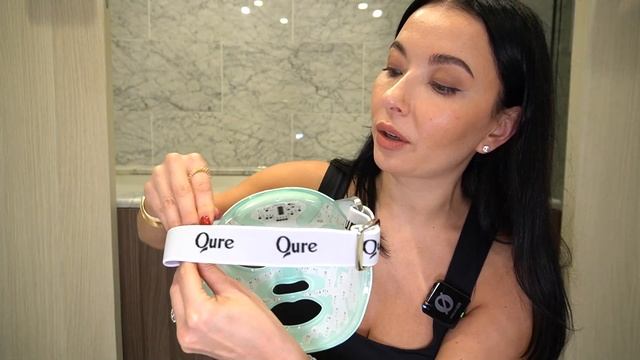 QURE LED mask UNBOXING! FISTR IMPRESSIONS and how it works? смотреть онлайн