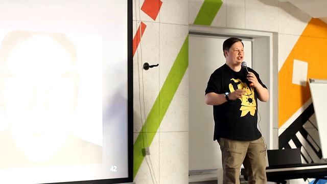 Как пользуются тестировщиками / Максим Захаров смотреть онлайн