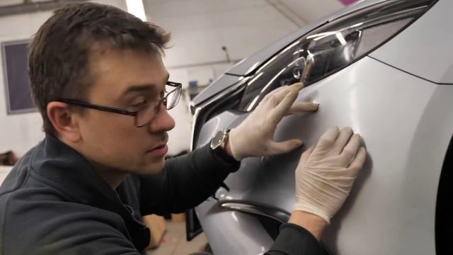 Восстановить за 30 минут. Удаление следов от парковочного удара. смотреть онлайн