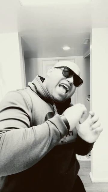 Daily shorts: Shivers 🥶 …#shorts #dance #positivevibes смотреть онлайн