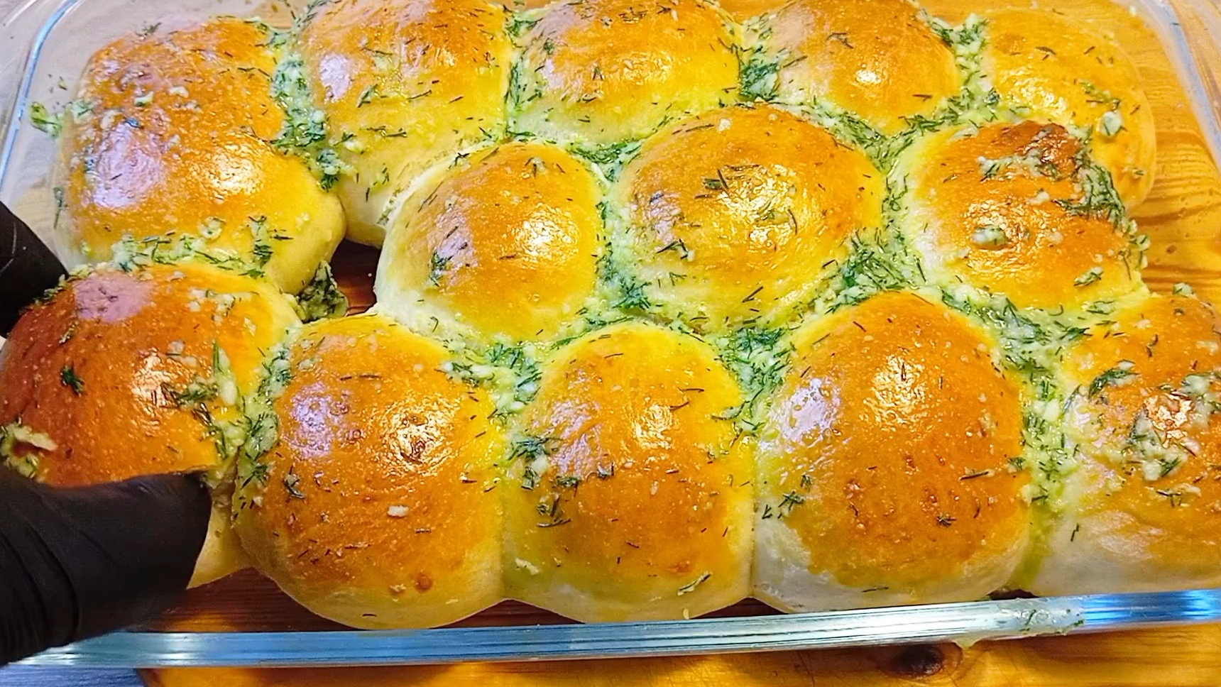 Чесночные пампушки! Идеально к борщу! смотреть онлайн