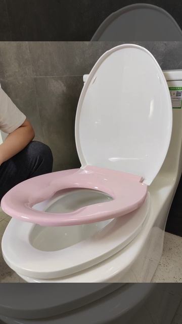 High-quality Toilet Seat with potty training (Soft close demo) смотреть онлайн