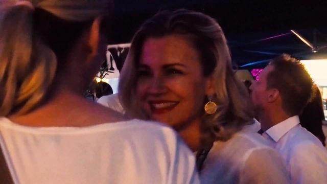 WHITE PARTY 2019 presented by Moët & Chandon смотреть онлайн