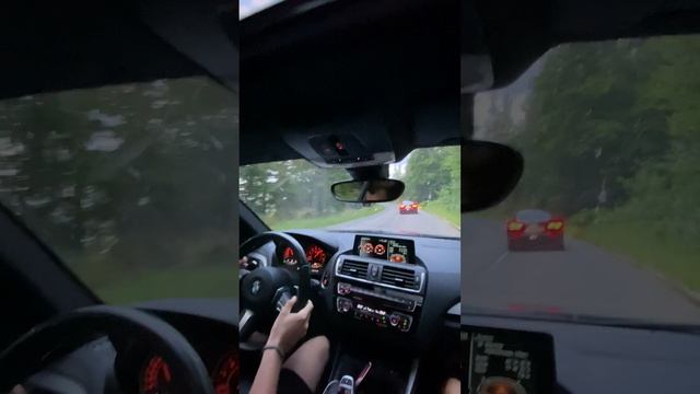 BMW M140i xDrive and Maserati Ghibli SQ4 on Mountain Road смотреть онлайн