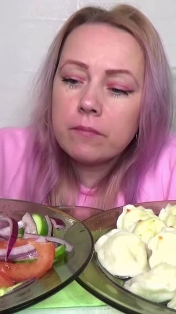 мукбанг морковь с чесноком #mukbang #салатовощной #eatingshow #еда #мукбанг смотреть онлайн