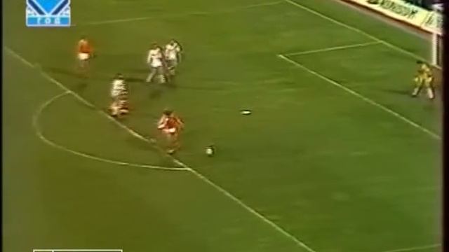 Friendly_28031990_USSR_Netherlands_1-1.avi смотреть онлайн