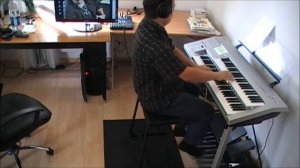 Marco Cerbella plays _DANZA KUDURO_, Don Omar (D-Deck, Electone)