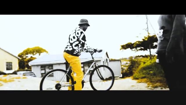 Robin Thirdfloor - Ayashisa Amateku (Official Music Video) смотреть онлайн