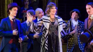 БУРНАЯ ЛИЧНАЯ ЖИЗНЬ И СМЕНА ФАМИЛИИ! Кто муж и как выглядит сын актрисы Валерии Ланской?