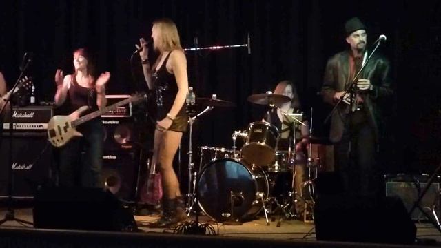 "Long Way to the Top" by Shoot to Thrill смотреть онлайн