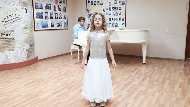 " Над полями да над чистыми" р.н.п. смотреть онлайн