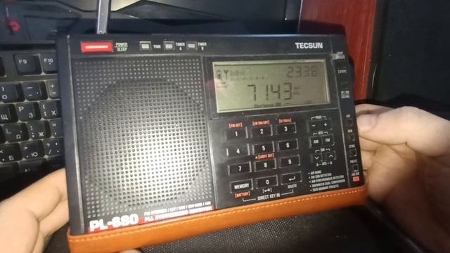 TECSUN PL-680 короткие волны, антенна телескоп, утренний скан 23.03.2025 радиолюбители псков -москва смотреть онлайн