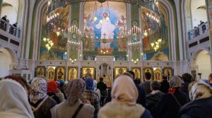 Вечерня с акафистом Страстям Христовым