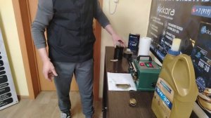 Протестовали с клиентом моторное масло Ravenol 5W-30 на машинке трения👍