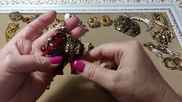 125. Обзор винтажных украшений из Америки смотреть онлайн
