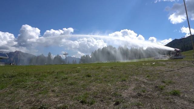 Throwing distance of our Firefighting turbine FT10e смотреть онлайн