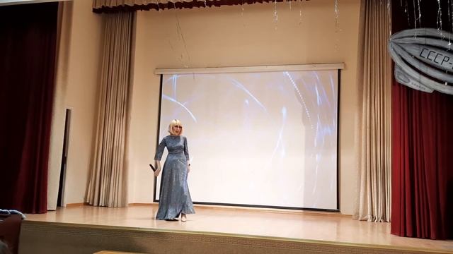 "Колдунья" поёт Марина Зорина смотреть онлайн