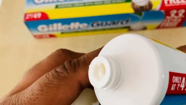 Gillette Guard Saving Cream - Honest Review смотреть онлайн