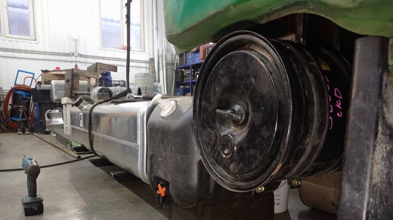 Корпус воздушного фильтра HINO Ranger на ЗИЛ Бычок