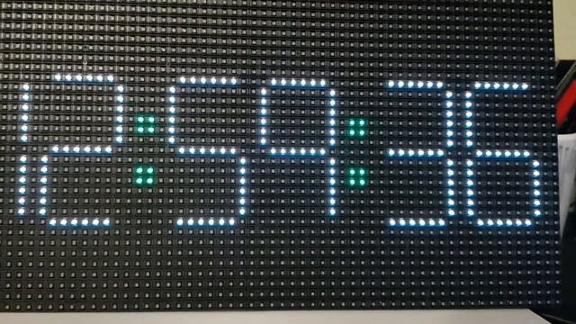 Clock Test 64x32 (ESP32) смотреть онлайн