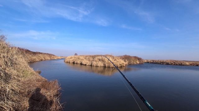 Рыбалка на Щуку-Ловля на Джиг! Спиннинг в Марте на реке 2025. смотреть онлайн