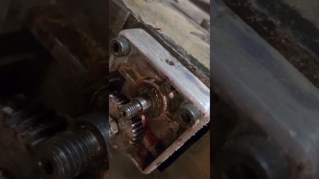 Craftsman 351.233831 Planer Molder gearbox fix смотреть онлайн