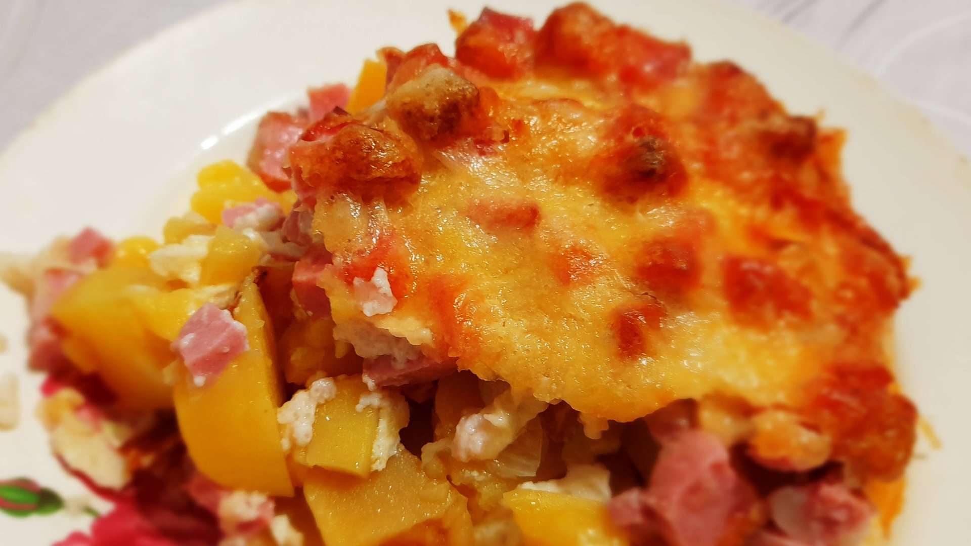 Запеканка картофельная с колбасой смотреть онлайн