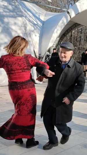 Алёна Олеговна и Владимир!