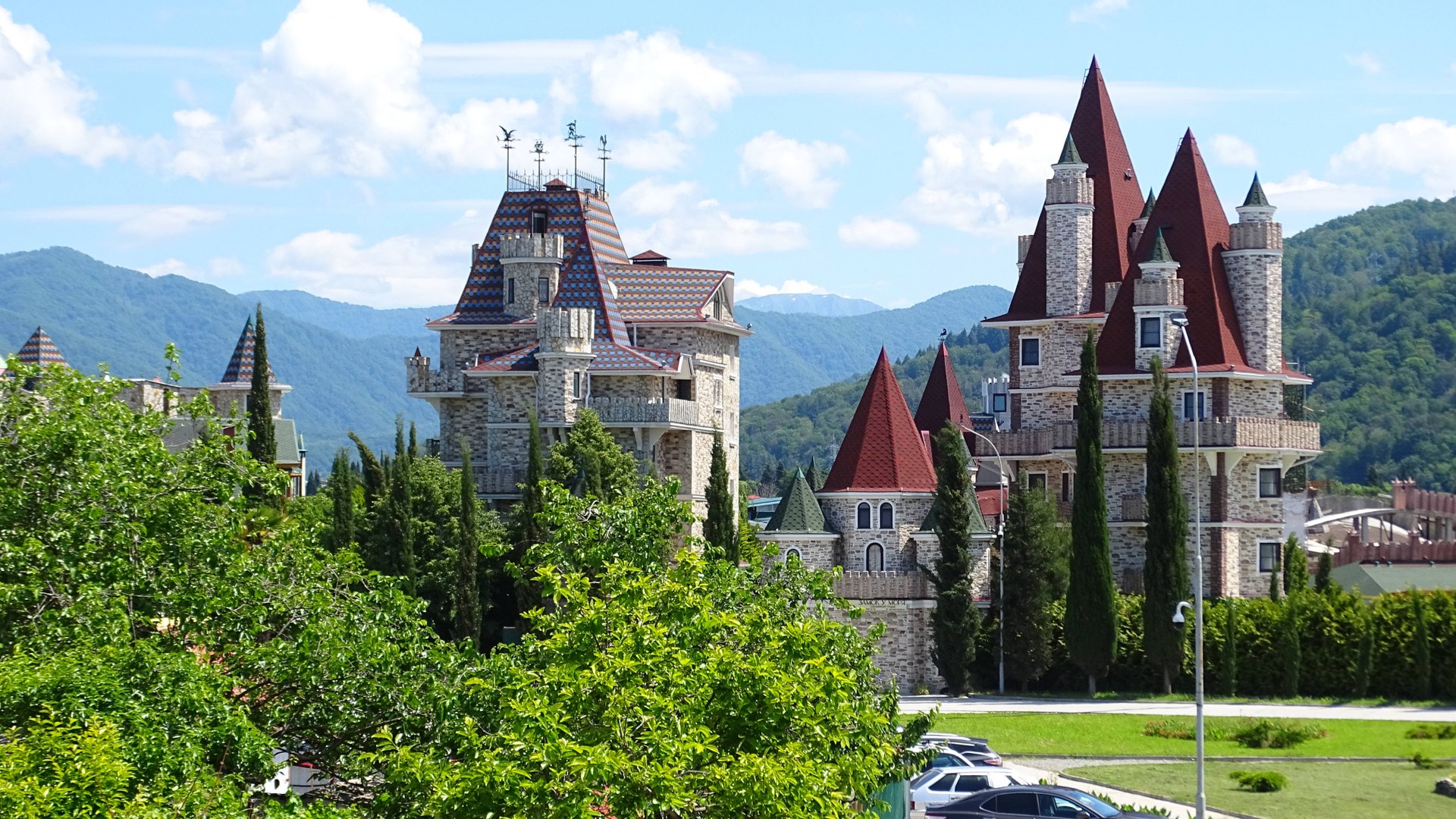 Отдых на море. Улочки курорта Головинка. смотреть онлайн