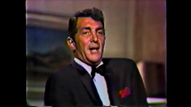 Dean Martin - "I Could Write A Book" - LIVE смотреть онлайн