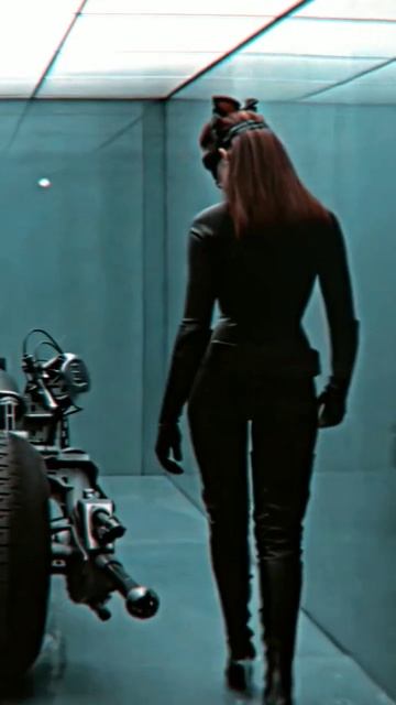 Anne Hathaway #film #keşfet #annehathaway #catwoman #thedarkknight