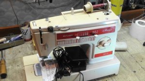 Archer de Luxe 827.  Аналог Зингера. Сборка Польша.