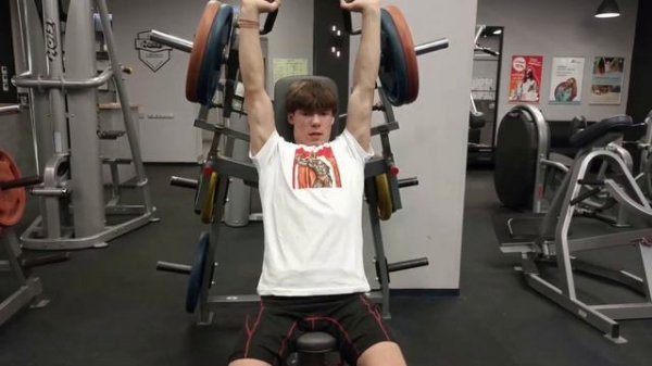 ЖИМ ГАНТЕЛЕЙ 45 КГ В 14 ЛЕТ! НИКИТА СЕЛ НА ХИМИЮ? КАЧАЛКА