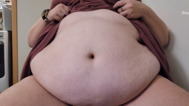 BBW Belly смотреть онлайн