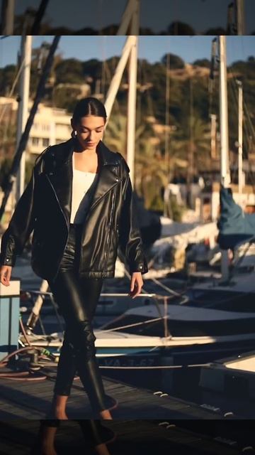 УДЛИНЕННАЯ КУРТКА ИЗ ЭКО-КОЖИ тренды 2022 смотреть онлайн