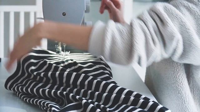 미루어온 일을 하는 11월의 날들 - 머리카락 기부, Kinto kakomi 주방용품 언박싱, 행잉플랜트 마크라메, 수플레 치즈케이크 смотреть онлайн