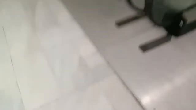 Epic Fail Kone Travellator at Evolve Concept Mall in Subang, Selangor, Malaysia (B1 to B2 and back) смотреть онлайн