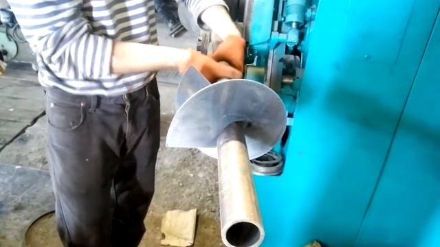 Изготовление витков шнека смотреть онлайн