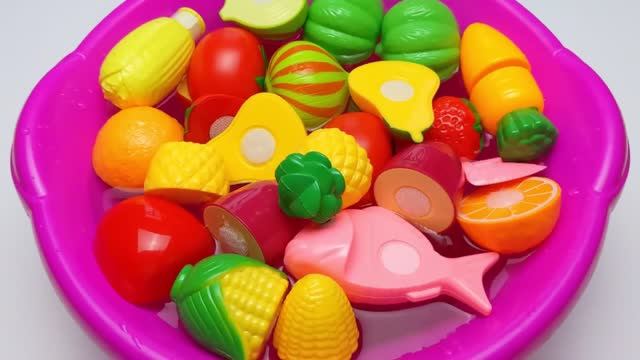 Игра с Радужный торт - Play Rainbow Cake смотреть онлайн