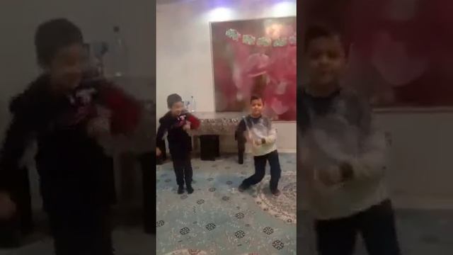 Арипек Адилет флеш бом(1) смотреть онлайн