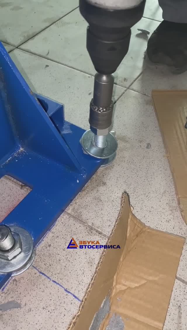 Планировка автосервиса и установка подъёмников AET S4D-2 от компании Азбука Автосервиса.4 серия