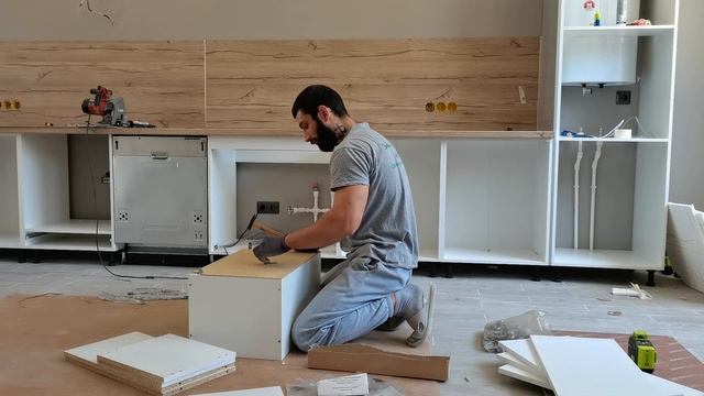 сборка кухни своими руками смотреть онлайн