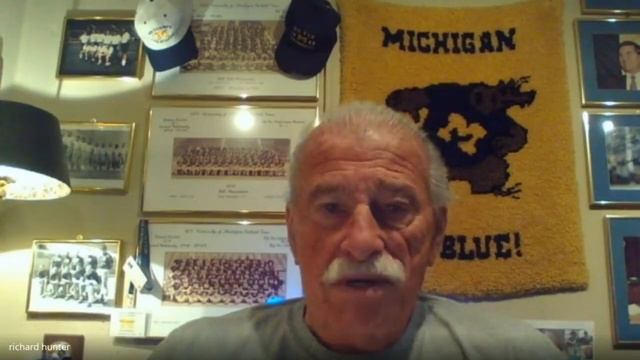 Glory on Grandview #2 - Tales of Grizzly Football - Coach Dick Hunter смотреть онлайн