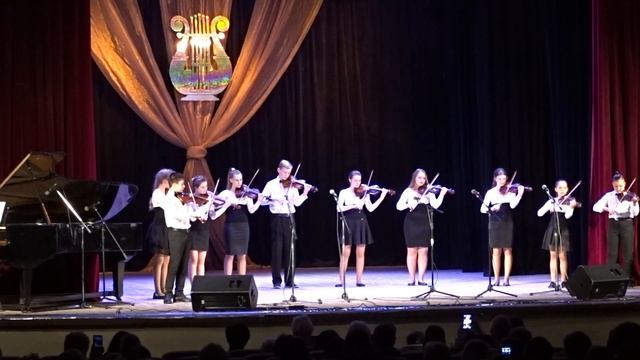 Звітний концерт- 2018 - 24 Ансамбль скрипалів старших класів смотреть онлайн