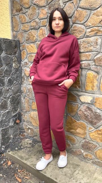 Спортивні костюми жіночі Van Gils бордові