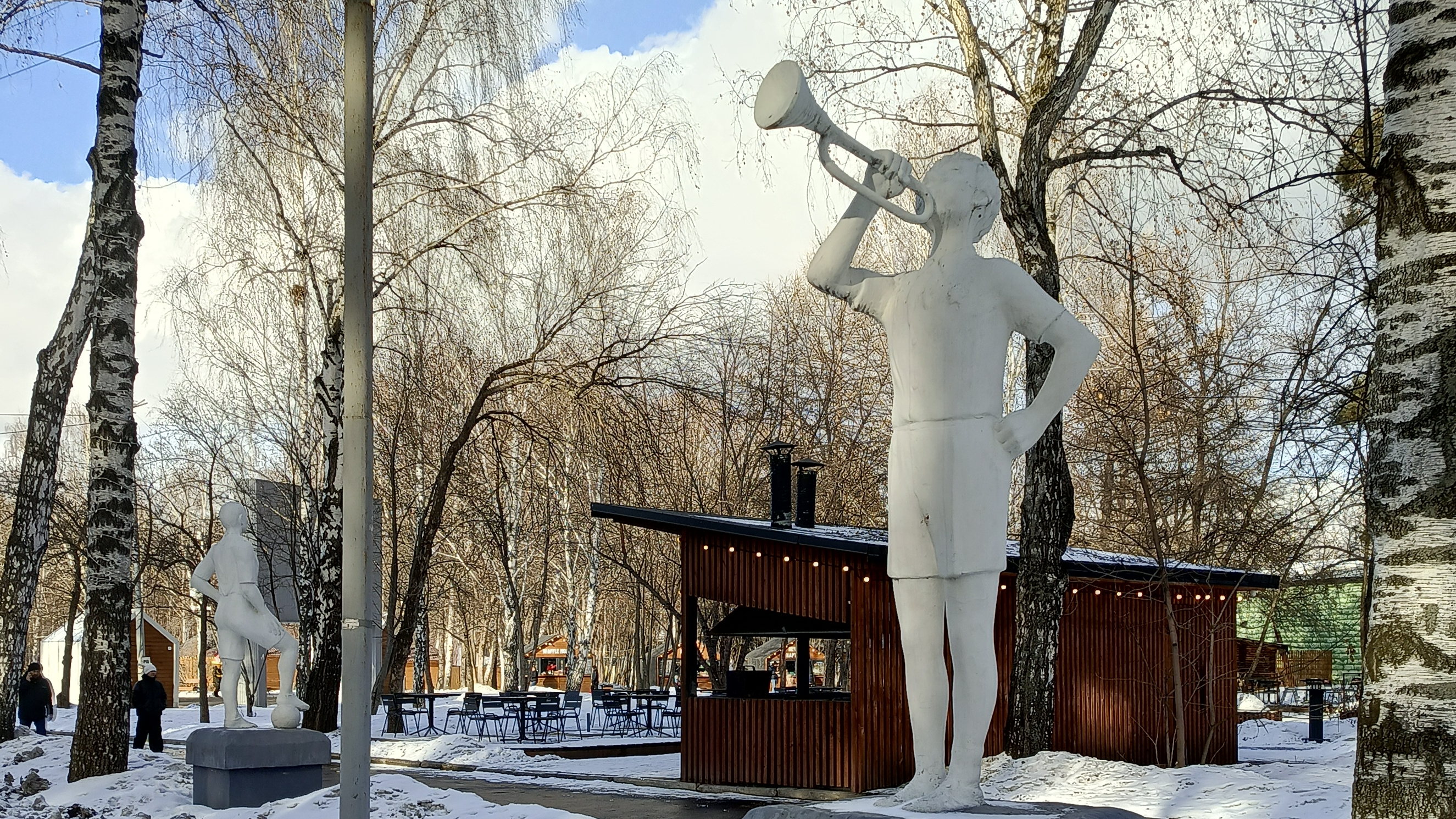 Памятники спортсменам-пионерам. Екатеринбург.Парк Маяковского. смотреть онлайн