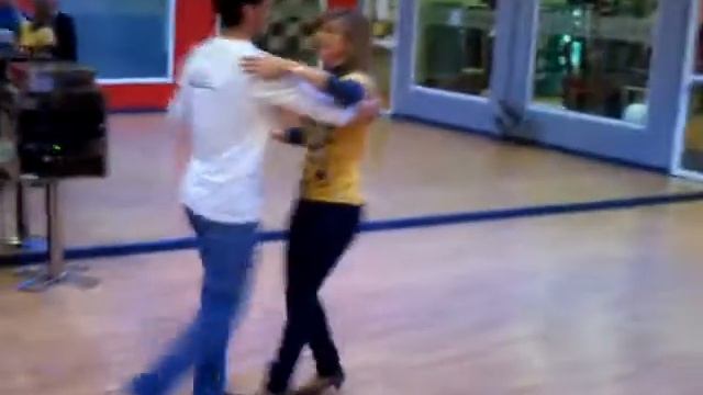 Clase Salsa Kiko&Magda (1) By Bebo смотреть онлайн