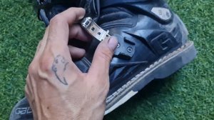 gaerne sg12  решение проблемы  с застёжками