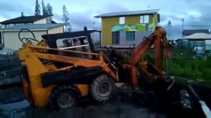 МКСМ-800 Двигатель Zetor 5201 - Все собрали, пробуем сдвинуть с места.